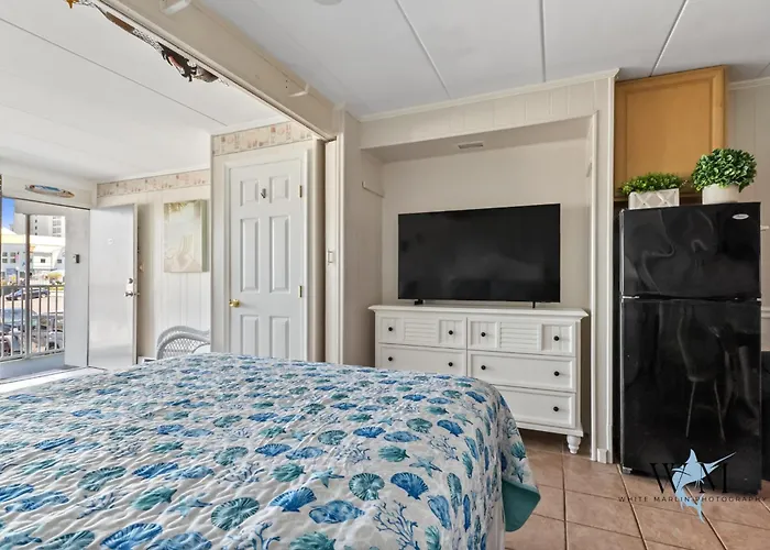 Apartment First Floor Near Jolly Roger And The Beach! Ocean City